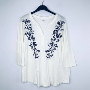 Ryllace 1X Blouse Embroidered Floral
